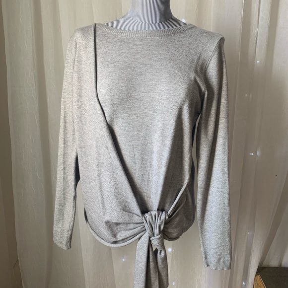 Stitch and knot top - Picture 1 of 3